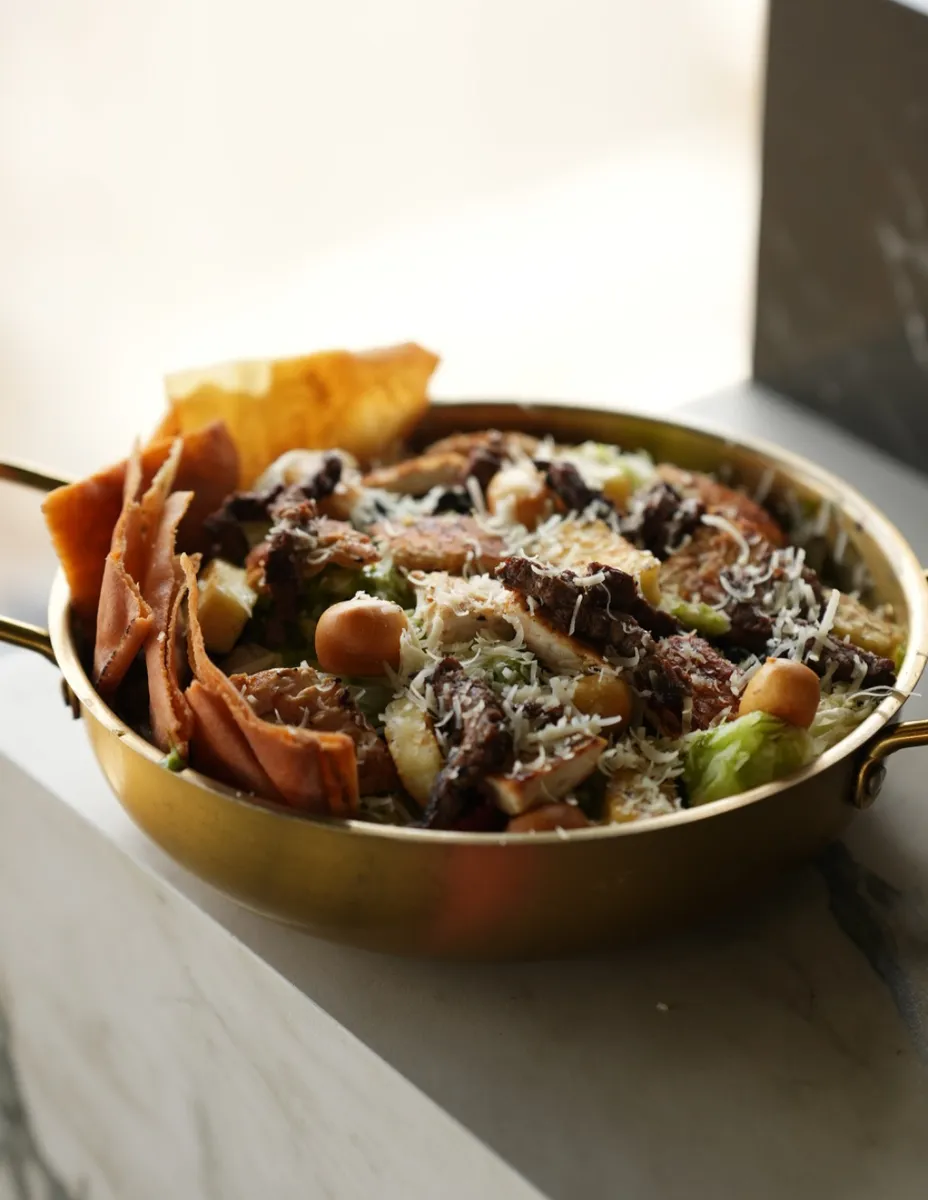 steak salad with avocado dressing